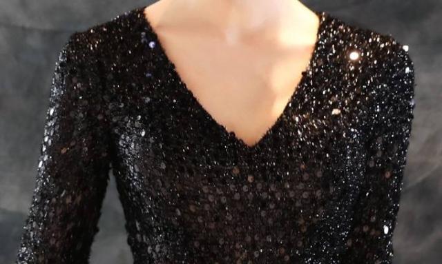 ロングドレス 黒 パーティードレス イブニングドレス 春夏 結婚式