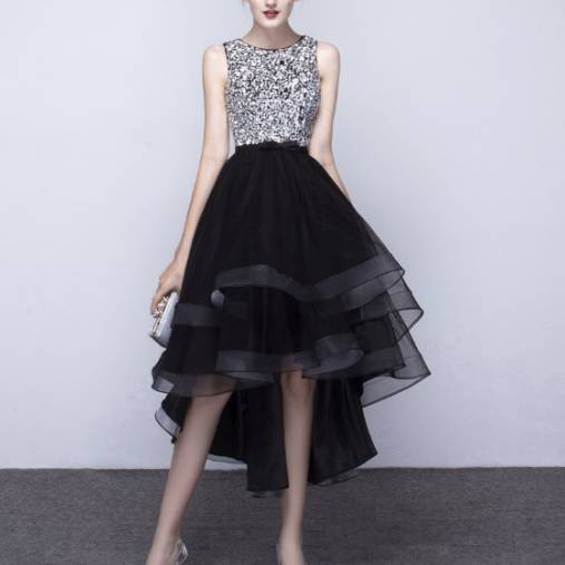 ロングドレス 黒 パーティードレス イブニングドレス 春夏 結婚式 二次会 披露宴 ブラック シルバー 大きいサイズ ミニ丈 ミモレ丈 ノースリーブ 袖なし Xライン フレア フィッシュテール スパンコール 透け感 シースルー ラウンドネック 20代 30代