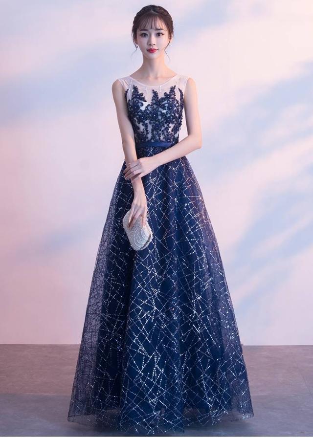 ロングドレス 演奏会 パーティードレス イブニングドレス 春夏 結婚式 二次会 披露宴 ネイビー ブルー 大きいサイズ ロング丈 ミモレ丈 キャミソール 袖なし Aライン Xライン フレア 刺繍 スパンコール 幾何学柄 透け感 シフォン 20代 30代 ガーリー ロングドレス 演奏会 パーティードレス イブニングドレス 春夏 結婚式
