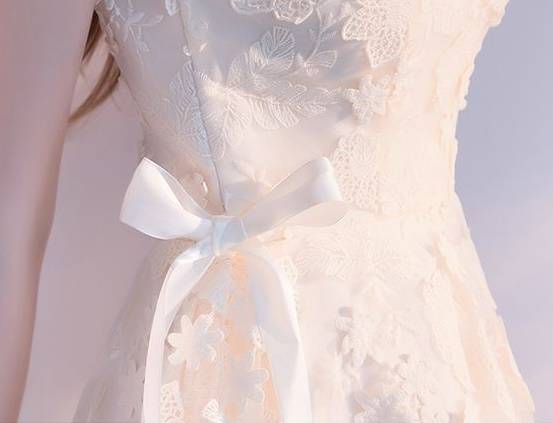 レベッカバランス☆ドレス ミニ丈 お花 エレガント 透け感あり◎ レベッカバランス☆ドレス ミニ丈 お花 エレガント 透け感あり