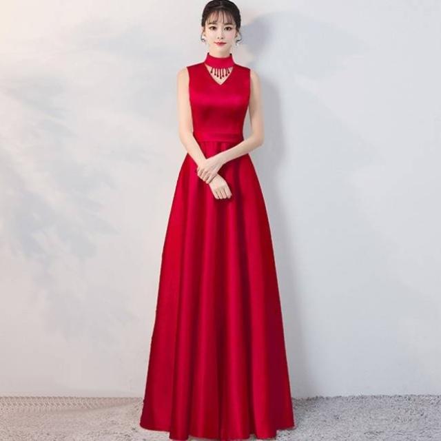 ロングドレス 黒 赤 スレンダーライン 演奏会 パーティドレス 謝恩会 花嫁 前撮り 大きいサイズ ゆったり大きいサイズ ロング丈 Aライン 着痩せ 20代 30代 春 夏 ホルターネック エレガント シンプル 綺麗 ウェディングドレス 結婚式 披露宴 ノースリーブ ロングドレス 黒 赤 スレンダーライン 演奏会 パーティドレス 謝恩会