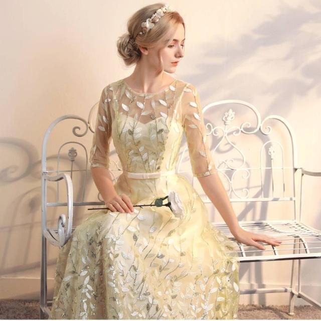 ロングドレス 演奏会 パーティードレス イブニングドレス 春夏 結婚式 二次会 披露宴 ブラック 大きいサイズ ロング丈 マキシ丈 五分袖 半袖 袖あり Aライン フレア 刺繍 レース ボタニカル柄 透け感 シフォン ラウンドネック 20代 30代 フェミニン ガーリー