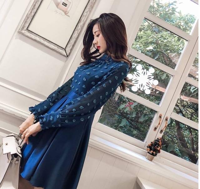 ワンピースドレス シフォン ハイネック ドット 水玉 長袖 パフスリーブ プリーツ ウエストマーク Ａライン ミニ丈 ショート 可愛い ワンピースドレス シフォン ハイネック ドット 水玉 長袖 パフスリーブ