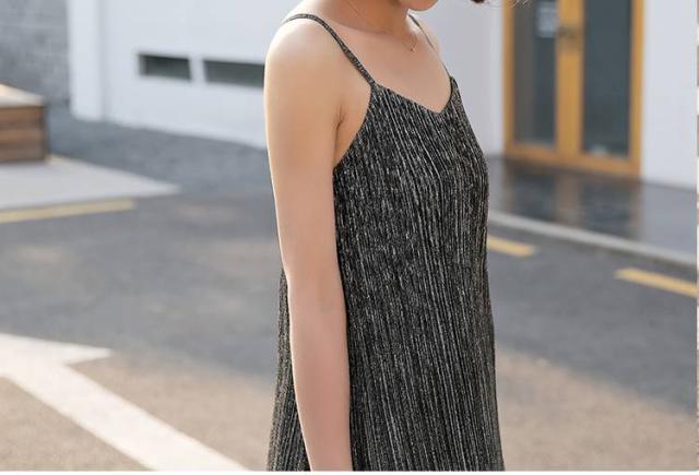 メタリック ゴールド ノースリーブワンピース キャミワンピ ペンシル