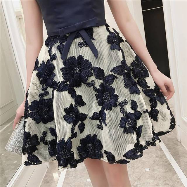 フラワーデザイン ミディアムフレアドレス 花柄 切り替え ノースリーブ