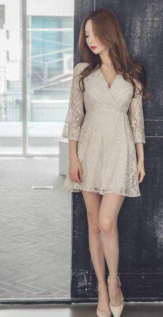 ミニ丈 総レース Vネック カシュクール ミニドレス ベージュ
