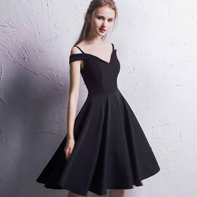 オフショルダー Aライン ブラック ドレス ワンピース セクシー 膝丈 綺麗 おしゃれ 可愛い 上品 清楚 デート 結婚式 二次会 お呼ばれ