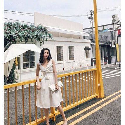 パーティードレス 膝丈 インポート ワンピース 結婚式 二次会 白 ノースリーブ フレア Vネック 無地 ミディアム レディース