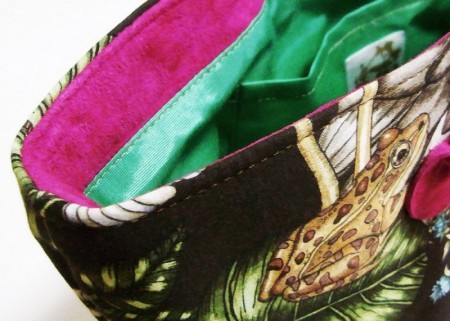 Tamao Yuge シンプルトート ハリネズミ/カエル 黒