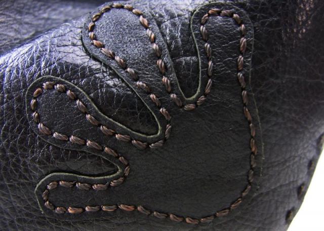 カエル レザーバッグ フロッグハンズブラックの通販はau PAY