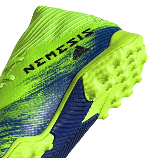 ネメシス 19.3 TF フットウェアホワイト×シグナルグリーン 【adidas|アディダス】サッカーフットサルトレーニングシューズfv3994の通販はau  PAY マーケット - kemari87 KISHISPO サッカー\u0026フットサル専門店