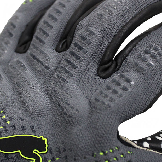 フューチャー アルティメット RUSH NC　クールダークグレー　【PUMA|プーマ】ゴールキーパーグローブ041929-01の通販は