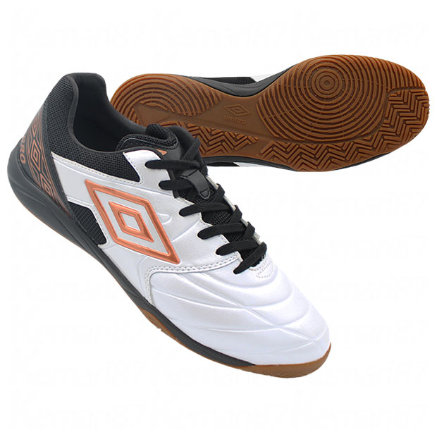 アクセレイター TR EX WIDE IN　ホワイト×ブラック　【UMBRO|アンブロ】フットサルシューズuf5sfz04mb-whbk