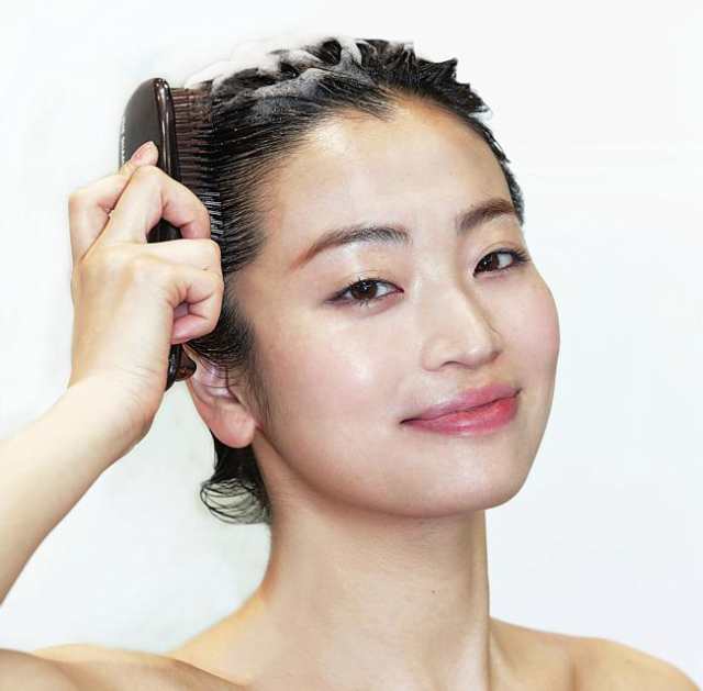 ヘアブラシ スカルプブラシ Com ハード グレー 硬さ かため 髪の長さ ミディアム ロング ヘアケア 頭皮ケア の通販はau Pay マーケット アールスタイル