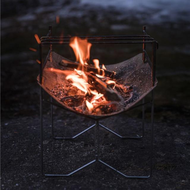 キャンピングムーン（CAMPING MOON） A4型 ソログリル 焚き火台 a キャンピングムーン（CAMPING MOON） A4型 ソログリル 焚き火台 ソロ