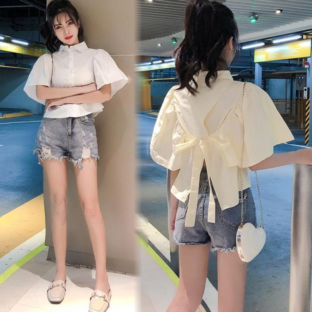 ブラウス レディース トップス シンプルブラウス 半袖 バックシャン リボン モノトーン シャツ フレアスリーブ 大人可愛いの通販はau Pay マーケット Happy Toon Wowma店