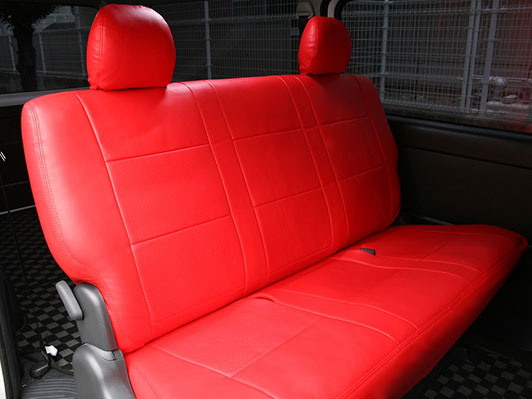 200系 ハイエース S-GL パンチングレザー レッドレザー シートカバー 219 200系 ハイエース S-GL パンチングレザーシートカバー ハイエース 200