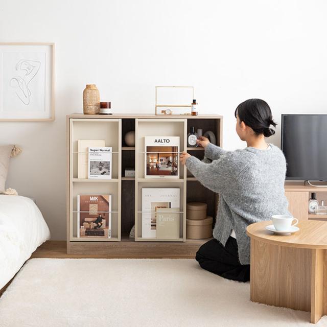 本棚 コミック収納 幅96cm スライド収納付き Mysa(ミーサ) 2色対応 ブックシェルフ 書棚 コミックラック おしゃれ 大容量 チェスト サイドボード シンプル 木製 スリム ディスプレイ 収納棚 リビングの通販は