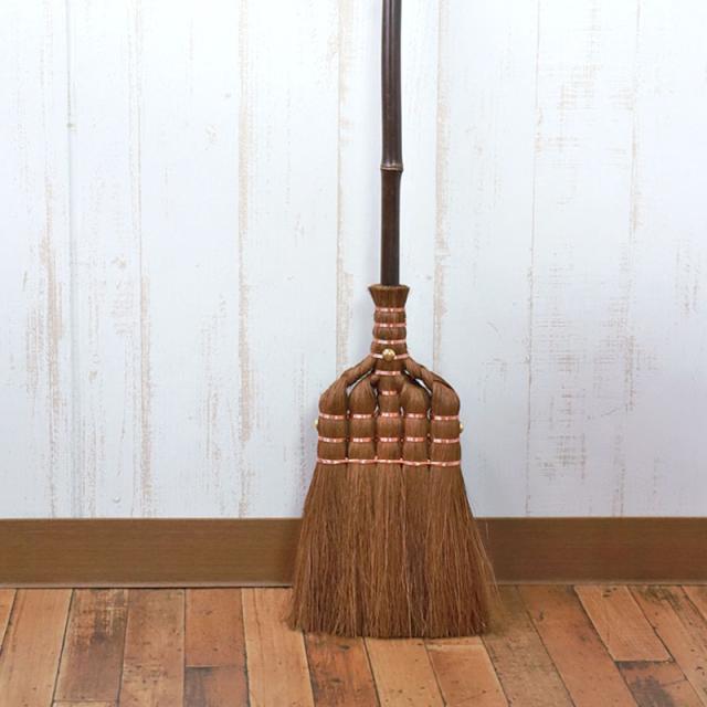 棕櫚箒 鬼毛 5玉 123cm ほうき シュロ しゅろほうき 国産 室内 ホウキ おしゃれ 日本製 Broom Craft Treccia 天然素材 和箒 玄関 掃き掃除 掃除道具 掃除グッズ シンプル 新築祝い 和歌山県 紀州伝統デザイン棕櫚箒