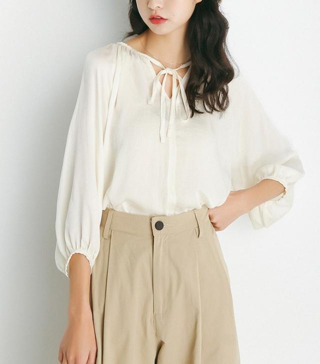 ブラウス リボン キュート リボンモチーフ プルオーバー ブラウス 白ブラウス 白 袖コンシャス トップス レディース 0445の通販はau Pay マーケット Sayurio