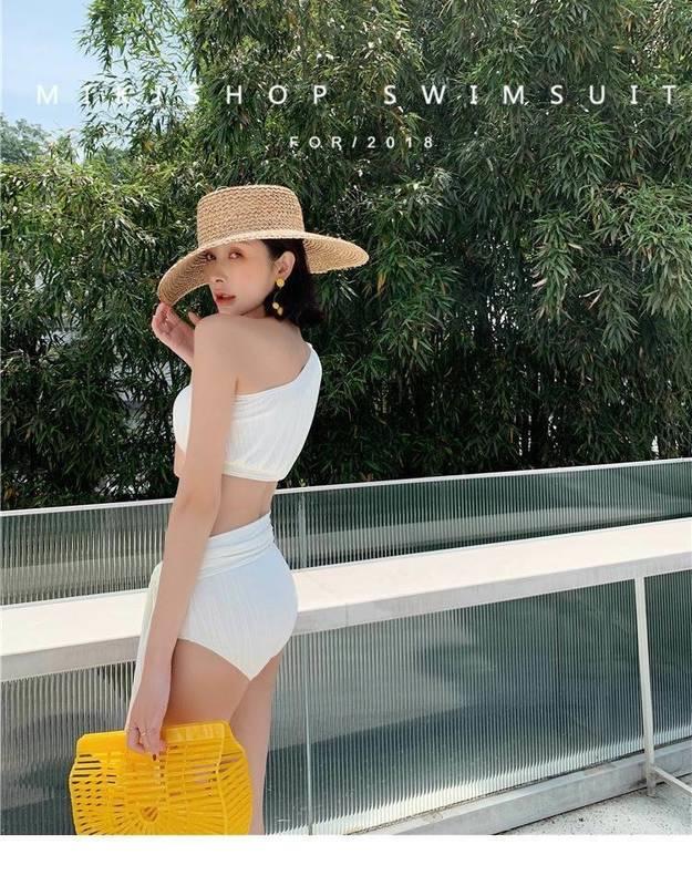 ハイウエストワンショルダー水着 水着 流行り 水着流行 19 通販 ビキニ オフショル 白 ハイウエスト シンプル 体型カバー 水着 の通販はau Pay マーケット Sayurio