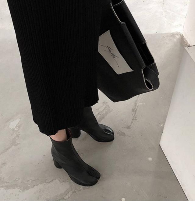 足袋ブーツ レディース ファッション 靴 足袋 ブーツ タビブーツ 無地 セレブ セレブカジュアル お洒落 可愛い かっこいい お出かけ の通販はau Pay マーケット Sayurio