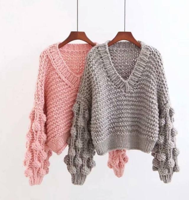 袖ボンボンvネックざっくりニット レディース トップス ニット ざっくりニット セーター ポンポン ボンボン Vネック レイヤード ママ の通販はau Pay マーケット Sayurio