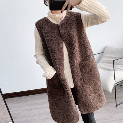 もこもこ ベスト アウター 羽織り ライナー ポケット付き カントリー レトロ ナチュラル あったか 黒 ベージュ 茶 秋冬 袖なし カジュアの通販はau Pay マーケット Solare Shop