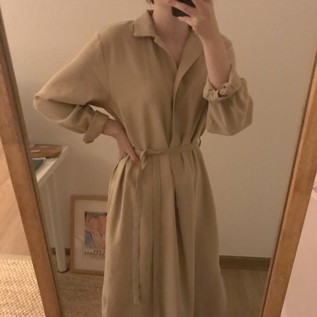 シャツワンピース ロング丈 秋 長袖 とろみ ロングシャツワンピース 秋冬 ワンピース 白 黒 リネン 大きいサイズ ゆったり くすみ色 春 の通販はau Pay マーケット Solare Shop
