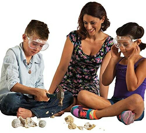 National Geographic Break Open 10 Geodes and Explore Crystals Science Kit_2