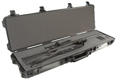 Pelican 1750 Case with Foam (Black)の通販は