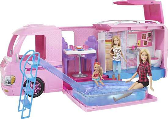 Barbie バービーキャンピングカーがプールでプレイセットに飛び出し