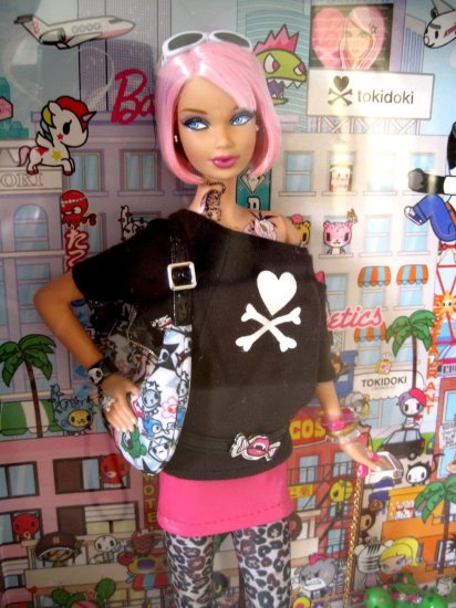 Barbie バービーコレクター-Tokidoki バービー Doll -Gold Label