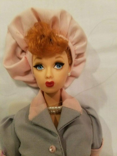 Barbie バービー私はルーシー・ジョブ・スイッチング・ドール・クラシック・エディションが大好きです（1998）マテル