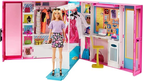 Barbie バービードリームクローゼットブロンドのバービー人形と25枚以上のピースを備えたおもちゃのクローゼットは、2フィート以上の幅に拡張され、10以上のス