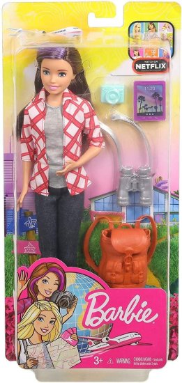 Barbie バービートラベルスキッパードール、紫色のストリークのあるブルネット、3-7歳のカメラとバックパックを含む4つのアクセサリーを備えた4つのアクセサリ