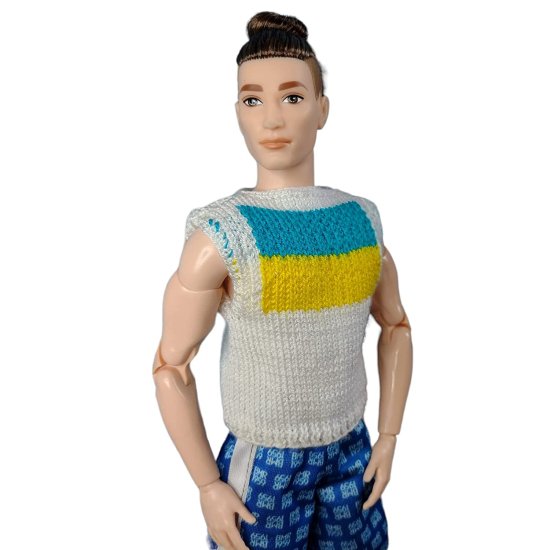 Barbie ケンBMR 1959ドールのウクライナの旗セーター、ウクライナの愛国的な白いTシャツはooak ken 12インチバービー人形にフィットしますの通販は 17,800円