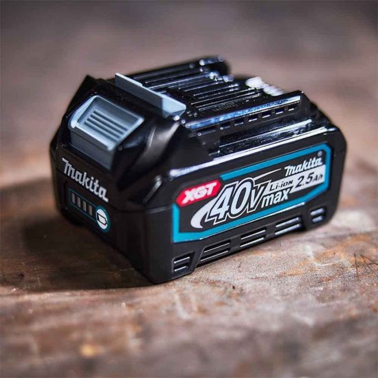Makita マキタ BL4025 40V Max XGT 2.5 Ah Lithium-Ion Battery_2