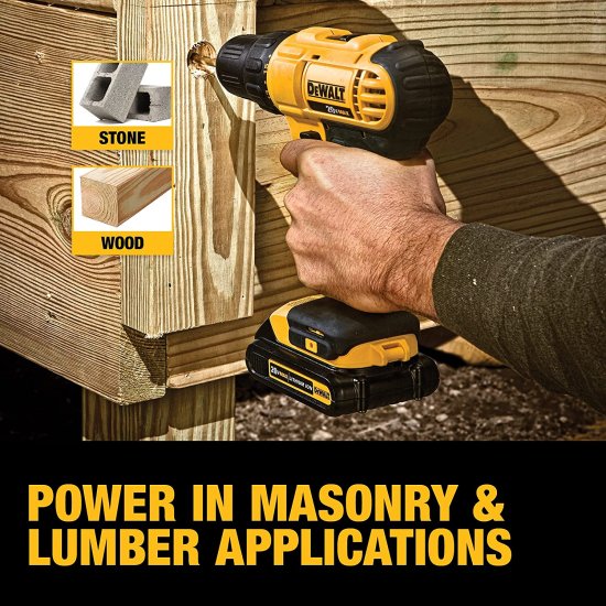 Dewalt デウォルト 20V Max Cordless Drill / Driver Kit, Compact, 1/2-Inch (DCD771C2)