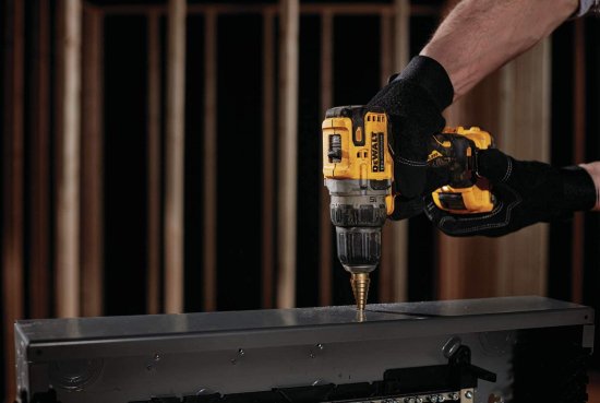 Dewalt デウォルト XTREME 12V MAX* Cordless Drill / Driver Kit, 3/8-Inch (DCD701F2)_8