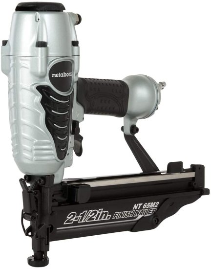 Metabo HPT Finish Nailer Kit | 16 Gauge | Accepts 1-Inch up to 2-1/2-Inch Finish Nails | Integrated Air Duster | 5-Year Warranty | NT65M2S