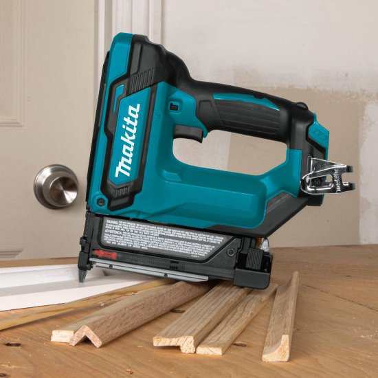 Makita マキタ TP03Z 12V Max CXT Lithium-Ion Cordless Pin Nailer