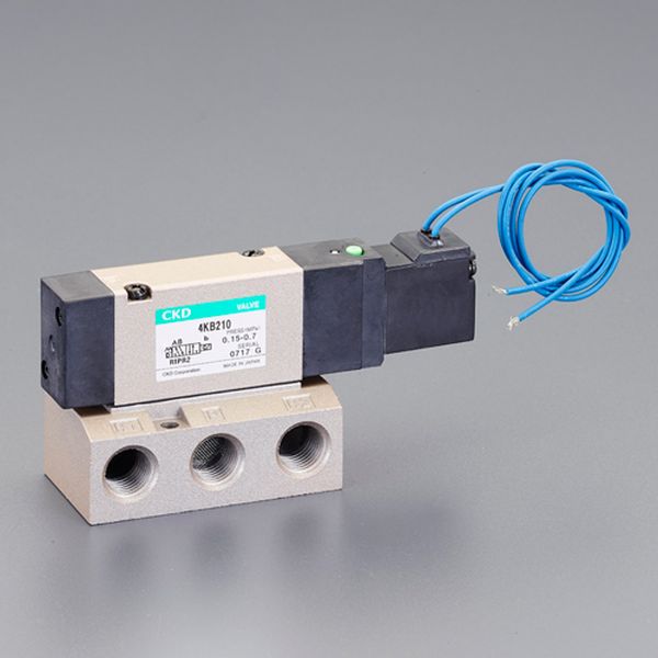 エスコ ESCO AC200V、Rc1/4インチ 5方向電磁弁(流量6.30C) EA153HL-48 WO店