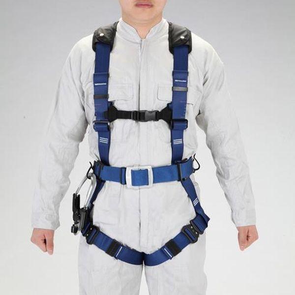 エスコ (ESCO) 墜落制止用器具(フルハーネス/巻取式ランヤード付) EA998FF-21 墜落制止用器具 フルハーネス&frasl;巻取式ランヤード付 EA998FF-42 エスコ