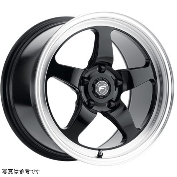グロス Forgestar D5 Drag 17x10 / 5x139.7 BP / ET38 / 7.0in BS