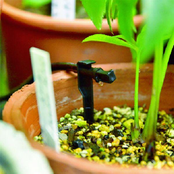 タカギ 自動水やり スターターキットタイマー付(鉢植え用) GKK105