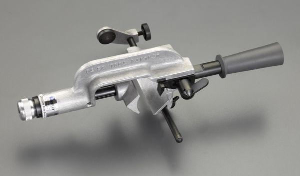 エスコ ESCO 12.7-57.2mm ケーブルストリッパー(エンド) EA580BK WO店