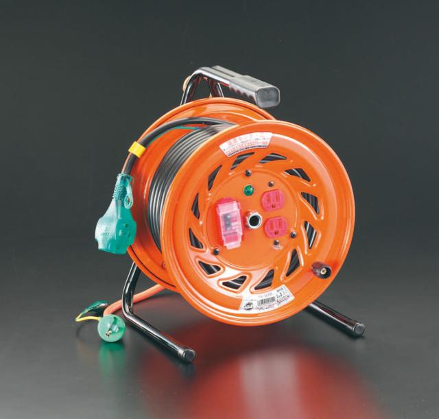 エスコ ESCO AC100V/15A/30m 元置コードリール 過負荷遮断 EA815DP-3 WO店