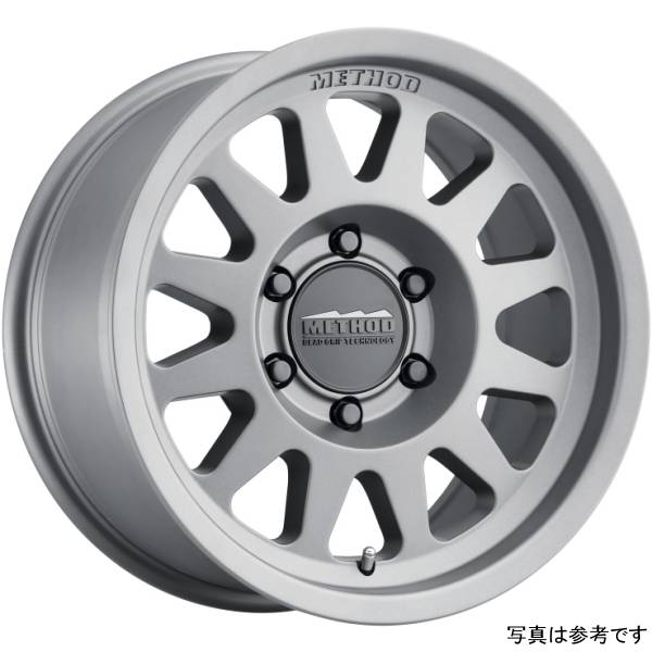 Method ホイール MR704 17x8.5 0mmオフセット 5x5.5 108mmセンターボア マットチタニウム MRWMR70478555800 WO店