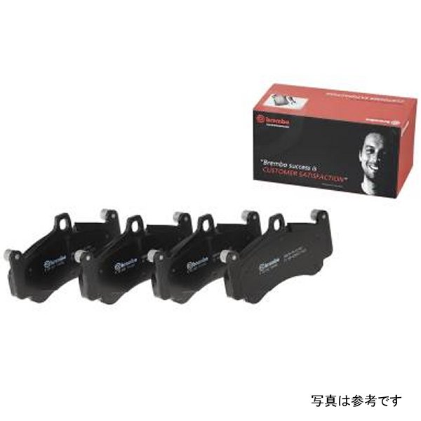 Brembo 89-95 BMW 525i Premium NAO Ceramic OE Equivalent Pad - フロント BREP06012N WO店